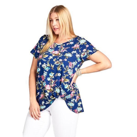 Plus Size Floral Top - Picture 1 of 3
